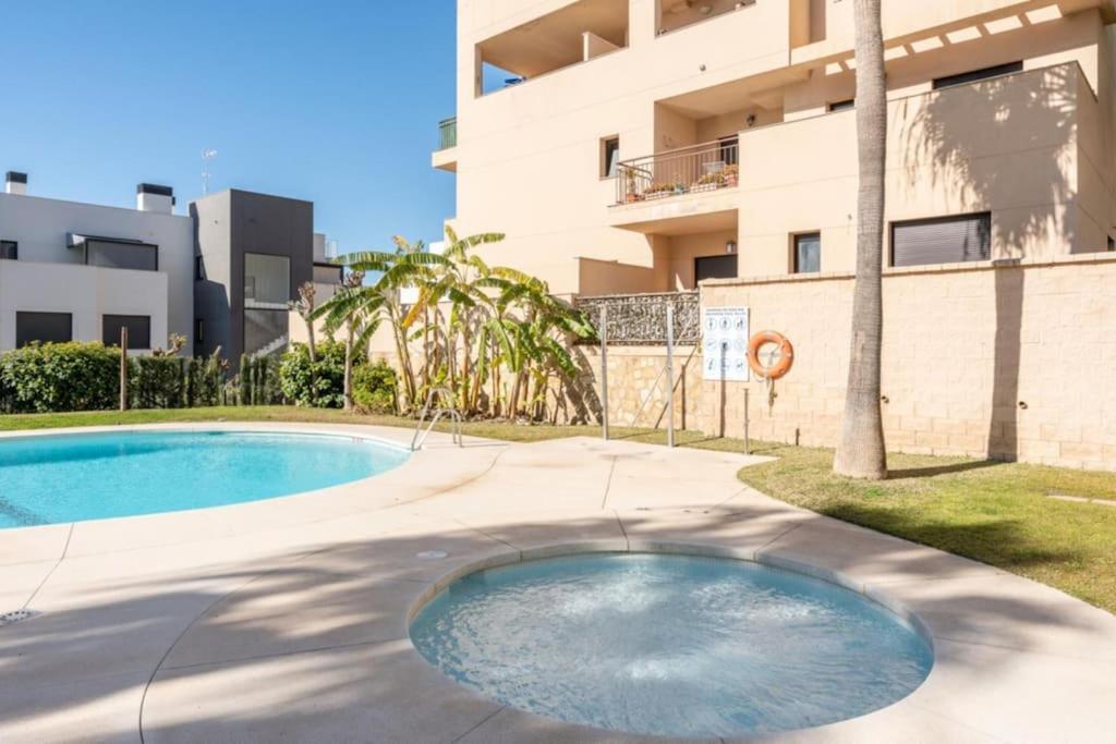 マラガCt 215 - Cala Blanca - Mijas Costaアパートメント エクステリア 写真